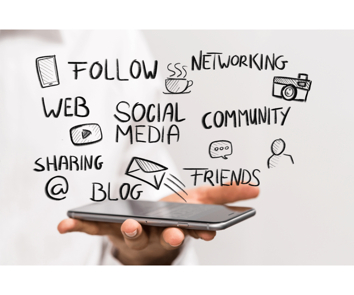 Why You Should Hire a Social Media Manager
